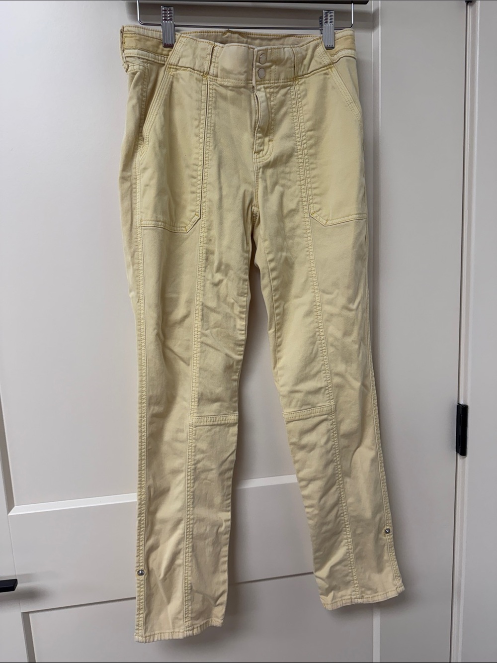 Ankle-Length Utility Pants in Pale Yellow